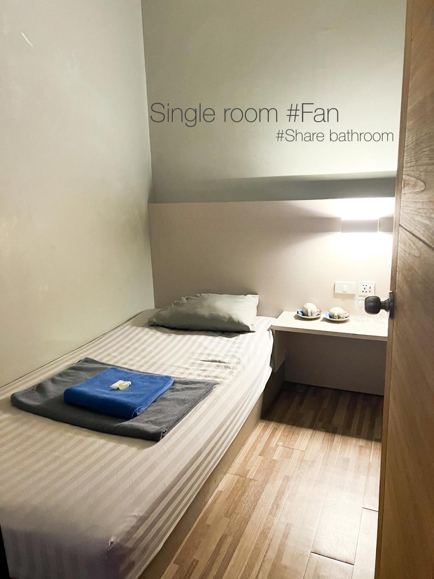 Baan Chanasongkram Bangkok Kültér fotó