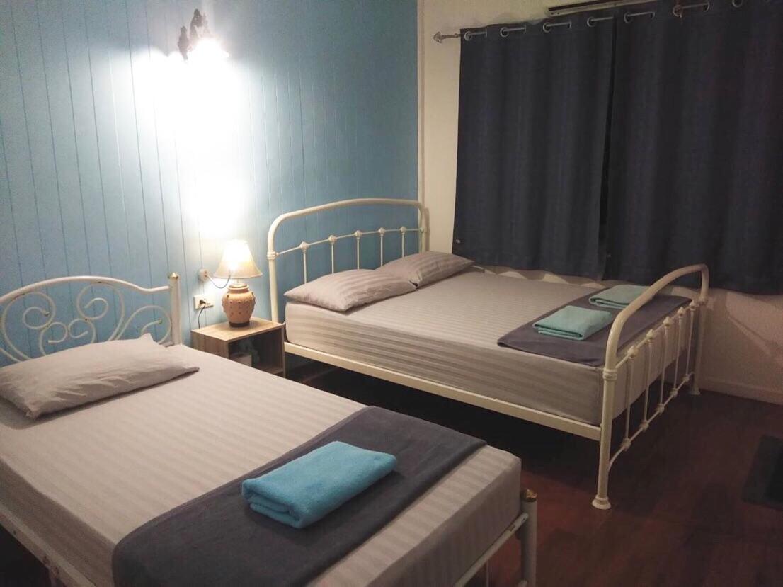 Baan Chanasongkram Bangkok Kültér fotó